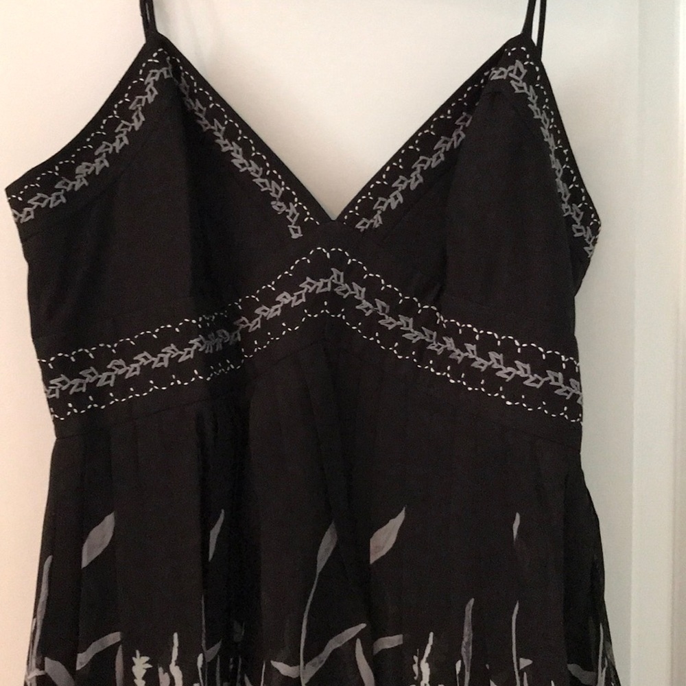 Bcbg Maxazria, Black With Gray Pattern, Size 4 - image 2